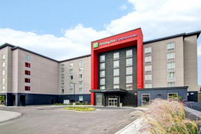 Holiday Inn Express & Suites Oshawa Downtown - Toronto Area, an IHG Hotel